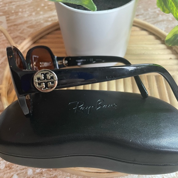 Tory Burch Sunglasses main image 6